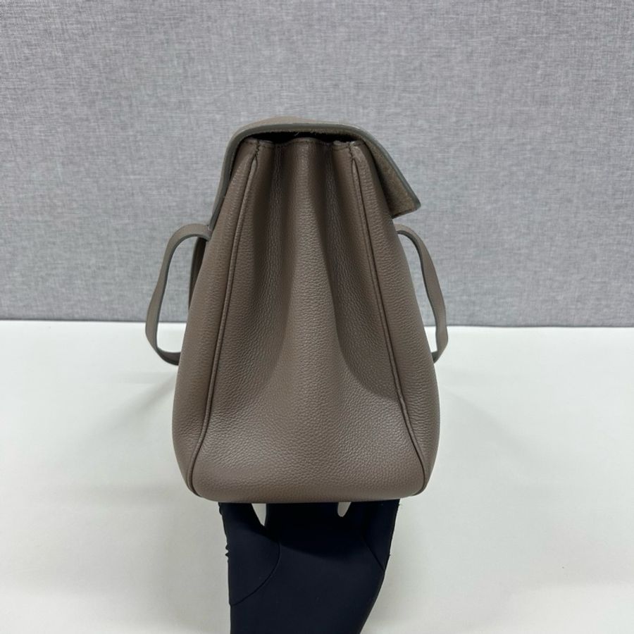 Celine賽琳經典郵差包soft16大象灰牛皮 單肩包 尺寸：33*15*23cm-2