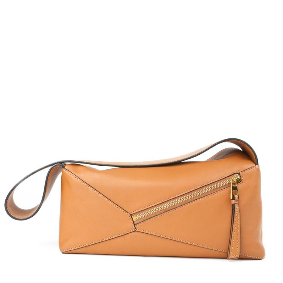 LOEWE 羅威 Puzzle Fold Shoulder Bag Tan 焦糖棕亮面小牛皮肩背包｜幾何摺紙設計｜KÉSH 凱仕精品-9