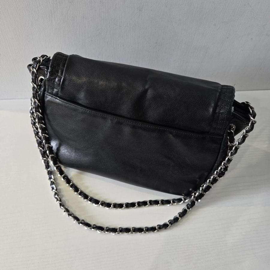 Chanel 黑銀南瓜機場托特包-11