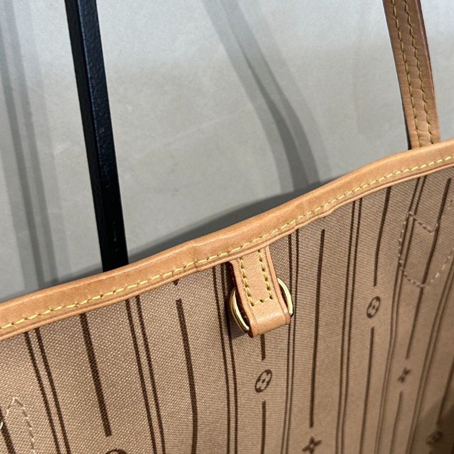 LOUIS VUITTON Neverfull Tote - GM-8