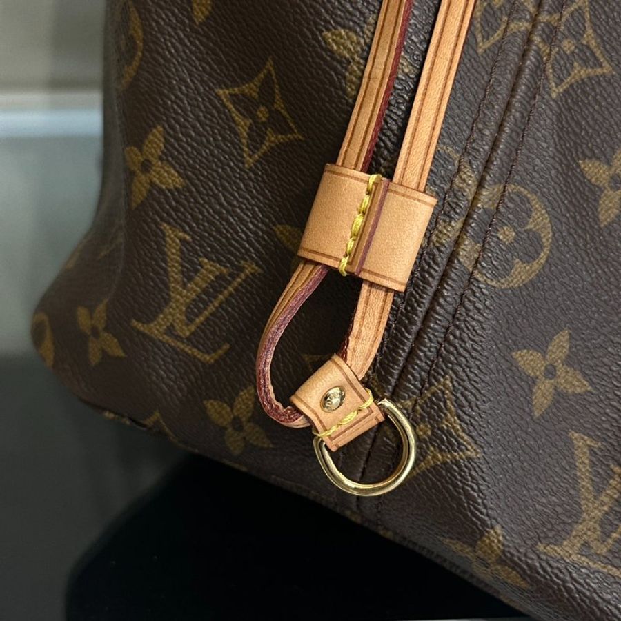 LOUIS VUITTON Neverfull Tote - GM-11