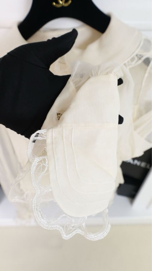 Chanel 08年高级手工坊系列奶白色重工蕾丝花边长袖衬衫-22