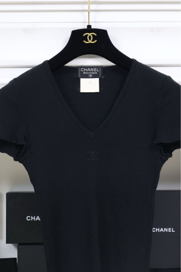 Chanel1995年黑色V领针织短袖-0