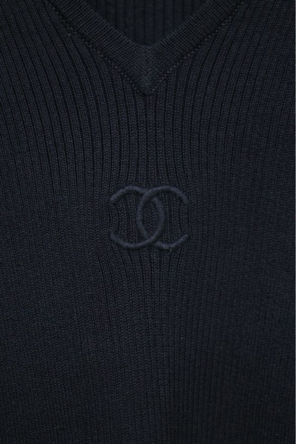 Chanel1995年黑色V领针织短袖-9