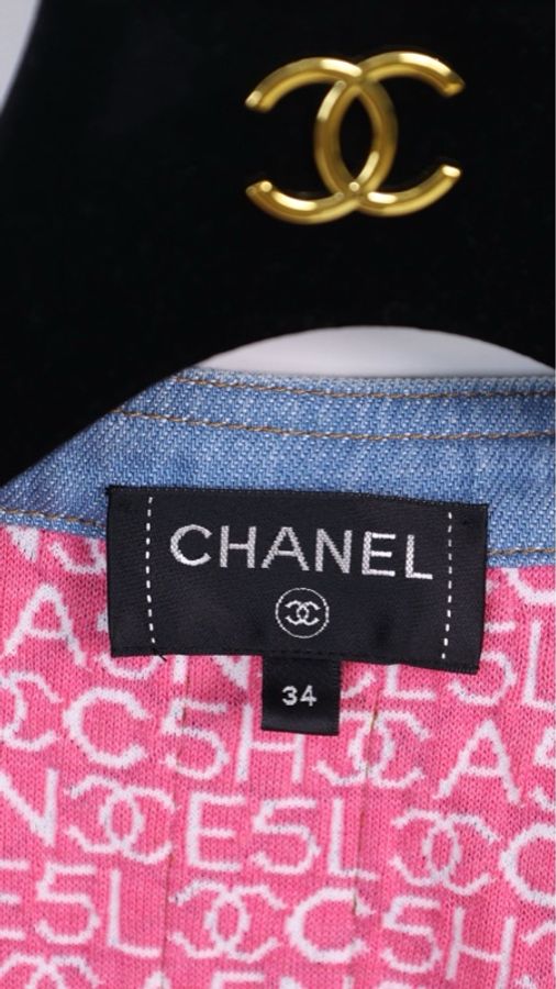 Chanel 20P春夏预告蓝色丹宁牛仔菱格纹钻扣四口袋外套-10