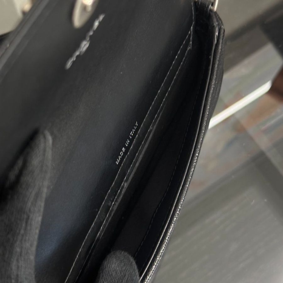 CHANEL Boy粒面牛皮手機包 - 黑銀-7