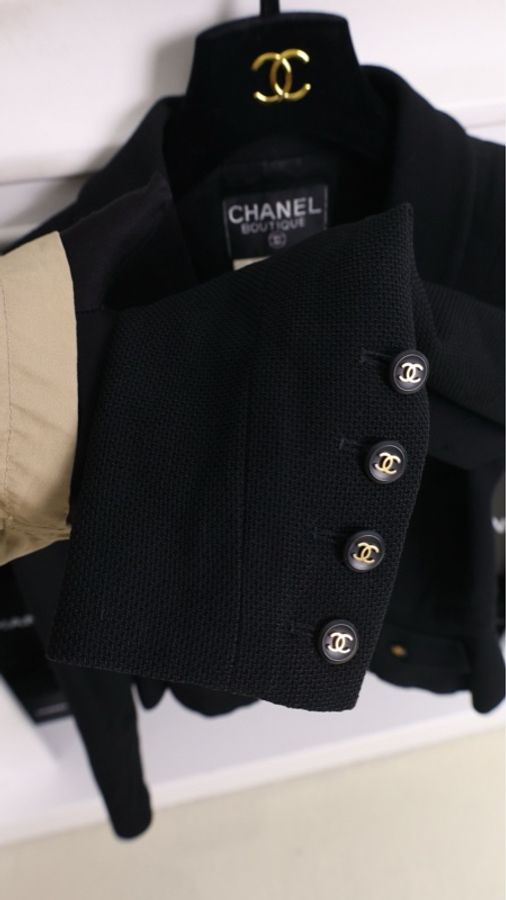 货Chanel 95年春夏预告系列黑色双排黑金扣三口袋上衣外套-13