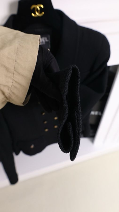 货Chanel 95年春夏预告系列黑色双排黑金扣三口袋上衣外套-15