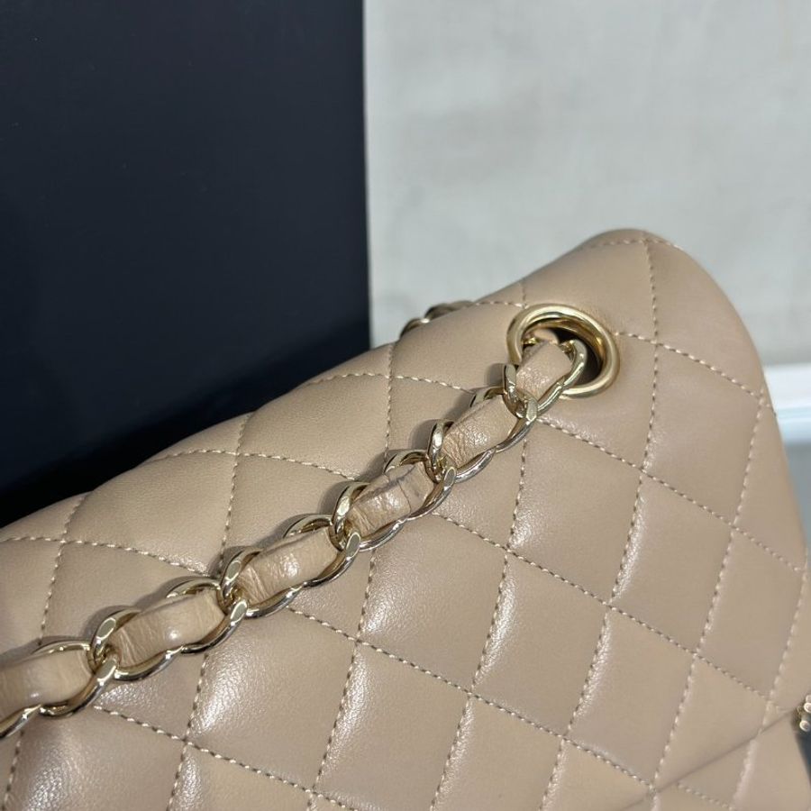 CHANEL 經典口蓋包 CF23 - 羊皮米金31開-10