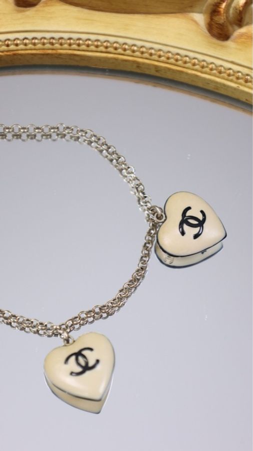 Chanel 06年白色爱心山茶花Jennie同款手链-3