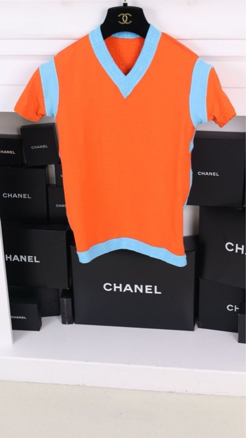 Chanel 02年运动方标系列橘蓝拼色短袖上衣-6