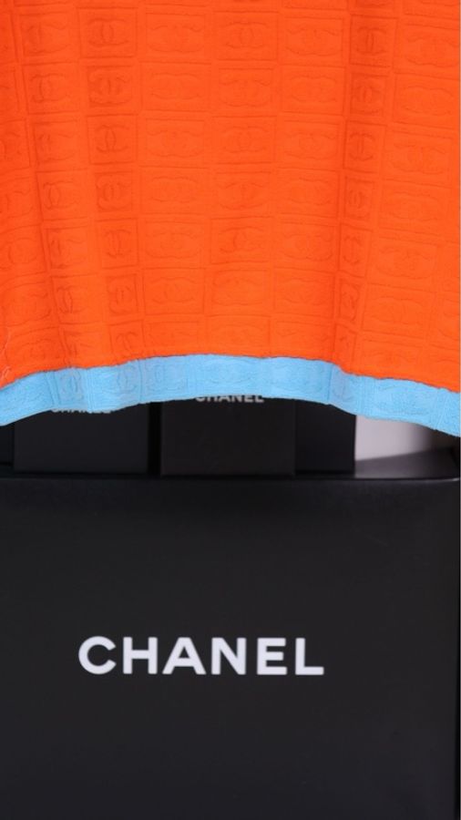 Chanel 02年运动方标系列橘蓝拼色短袖上衣-17