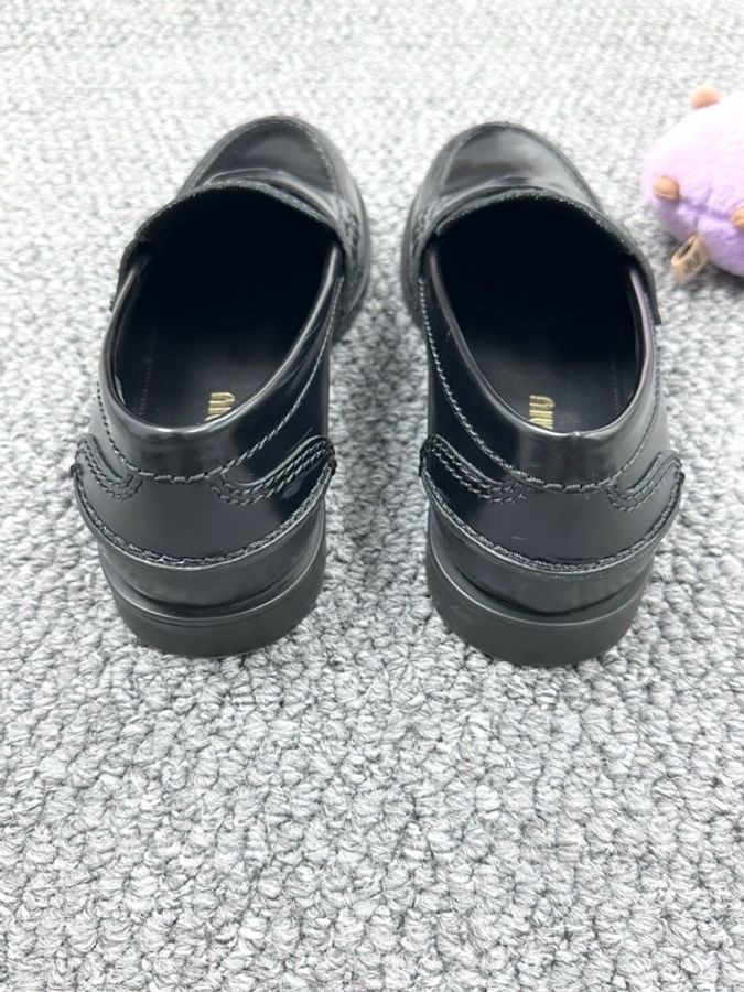 Miu Miu繆繆 黑色金幣樂福鞋 36碼-3
