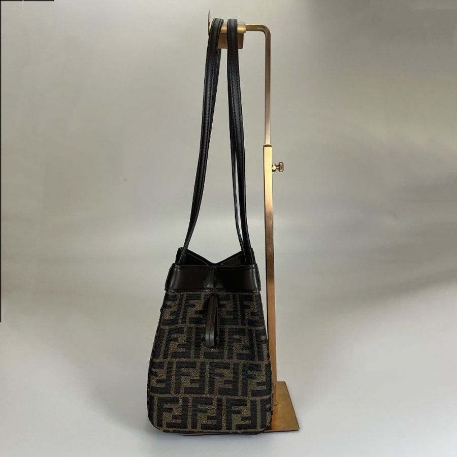 FENDI 8BS083 老花Origami摺疊水桶包 MINI-3
