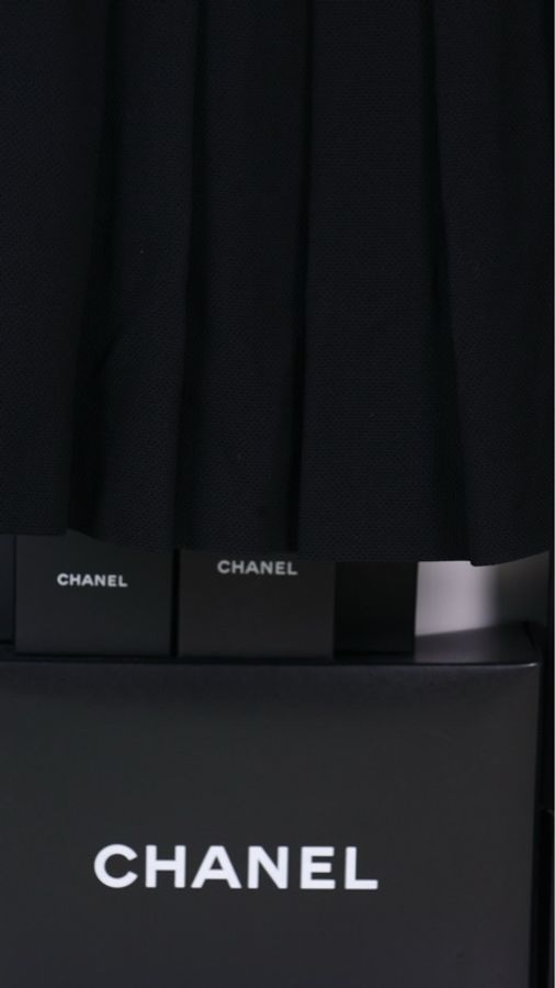 Chanel 95年黑色羊毛百褶裙半裙-13