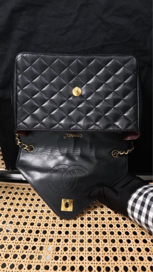 Chanel黑金牛皮书包扣菱格纹翻盖信封包单肩包-19