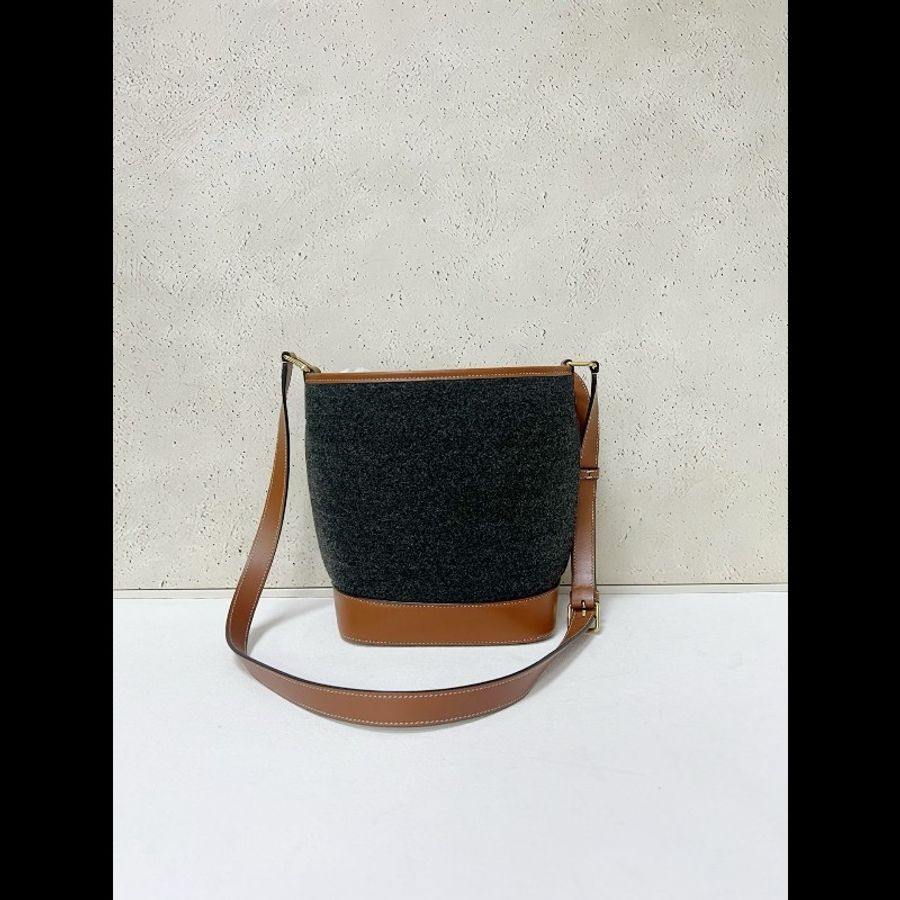 Celine bucket-1