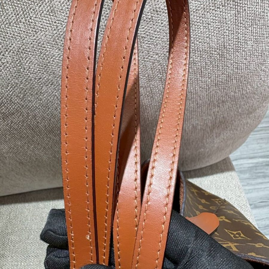 Louis Vuitton  NeoNoe 經典老花焦糖色MM水桶包-24