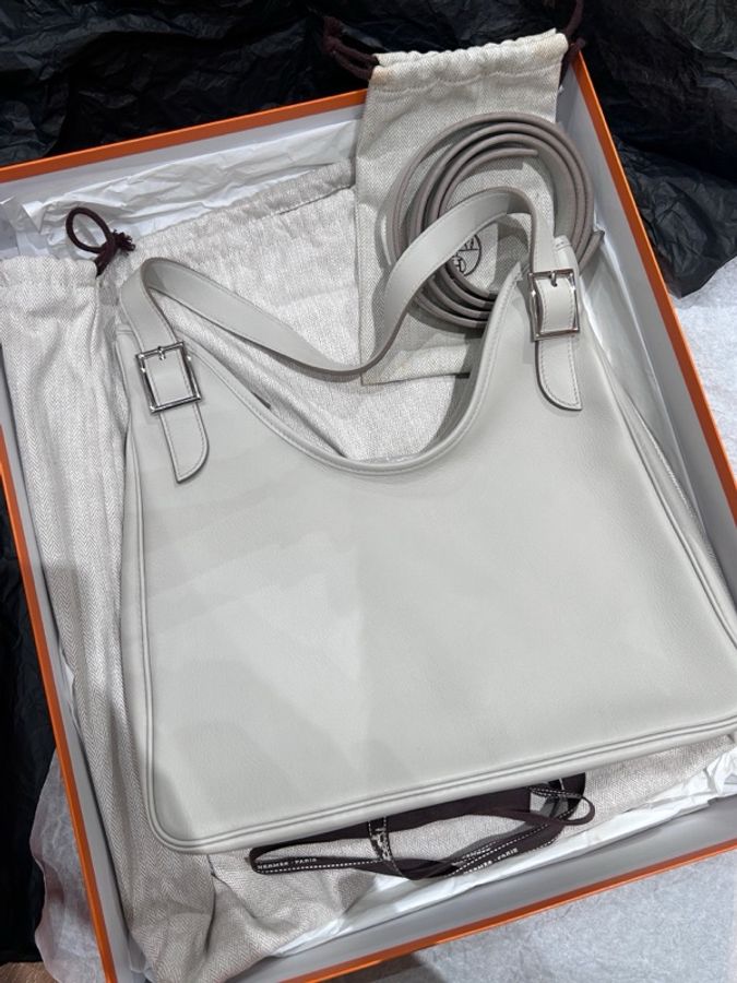 Hermes 愛馬仕 白色銀扣massai cut雲朵腋下包 框o刻 盒子 塵袋 32*18*7-1