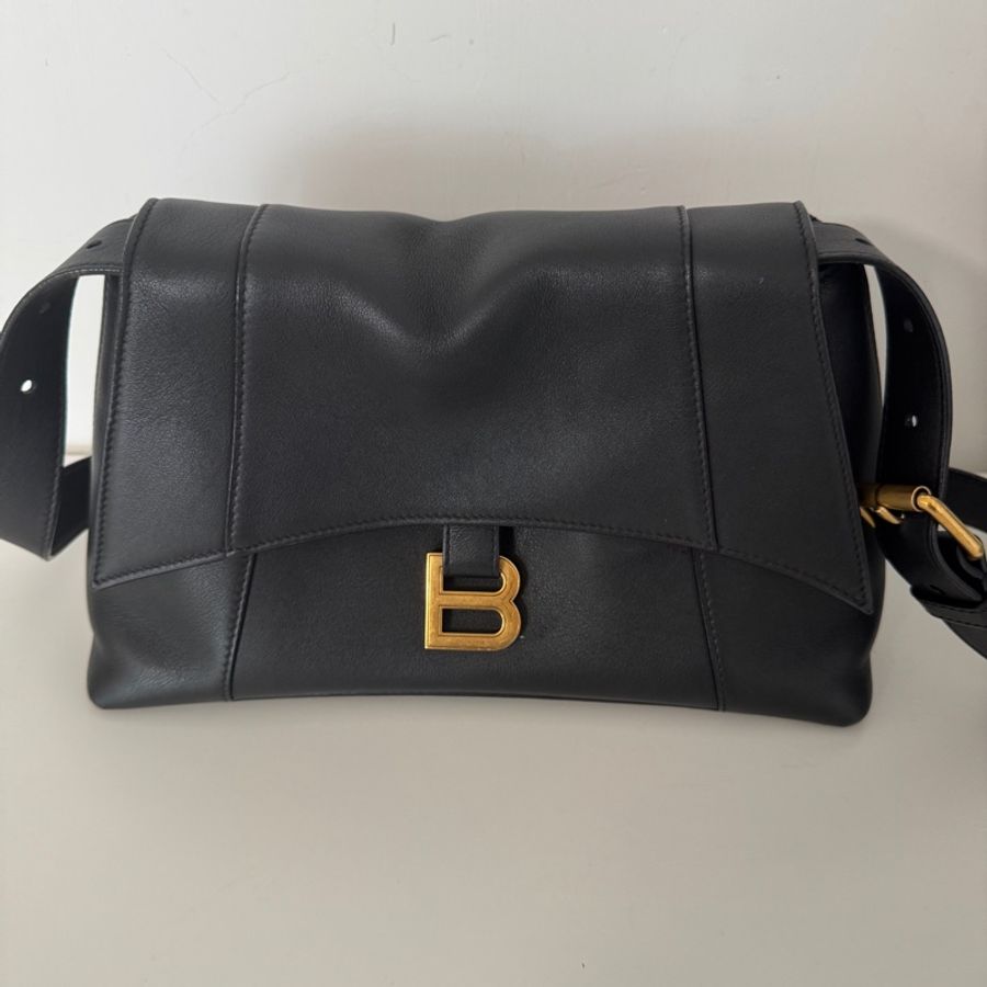 Balenciaga巴黎世家 Downtown 做舊金標光滑 小牛皮 單肩斜挎包 黑色-0