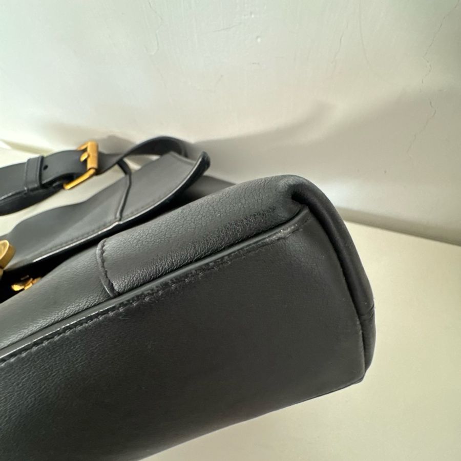 Balenciaga巴黎世家 Downtown 做舊金標光滑 小牛皮 單肩斜挎包 黑色-13