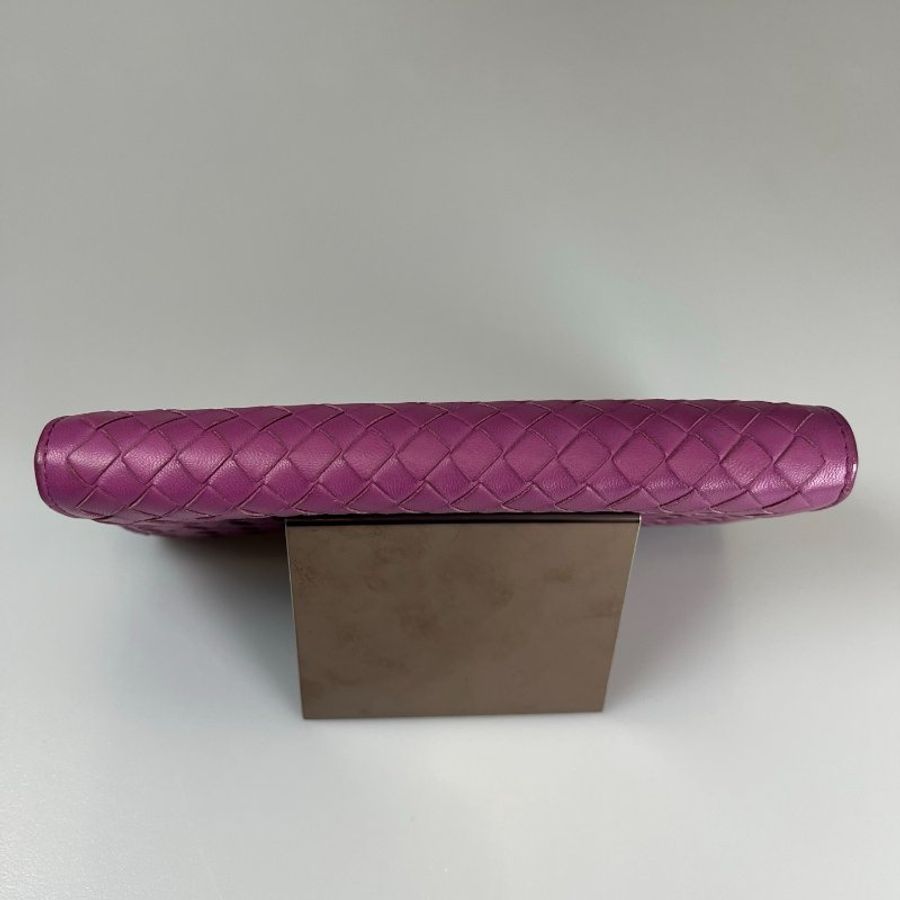 BV  紫色小編織掀蓋長夾-6