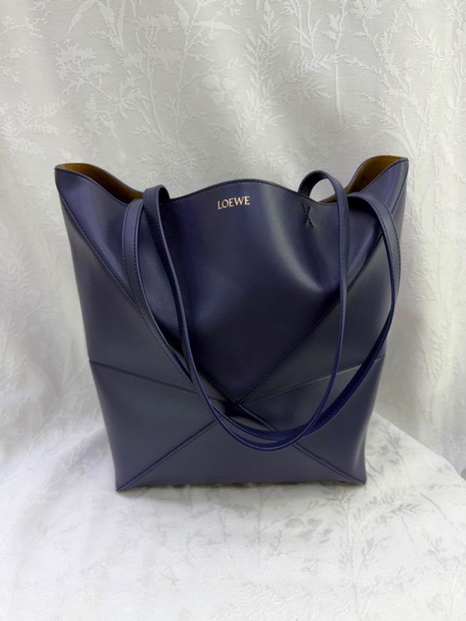 Loewe 的藍色亮面小牛皮 Puzzle Fold 手袋-0
