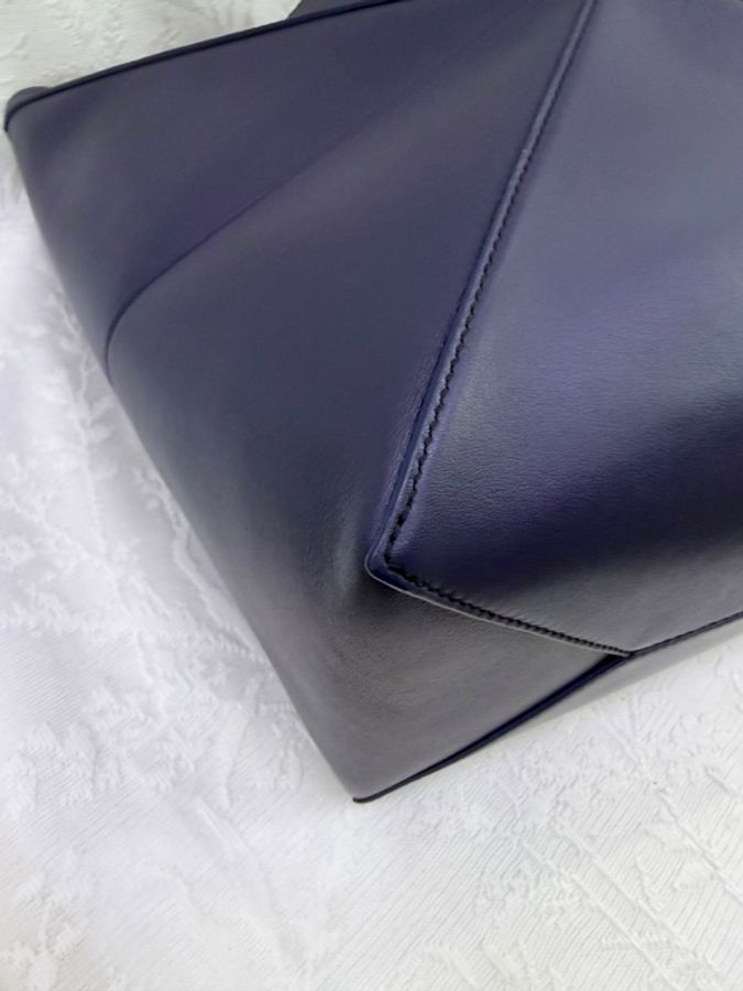 Loewe 的藍色亮面小牛皮 Puzzle Fold 手袋-7
