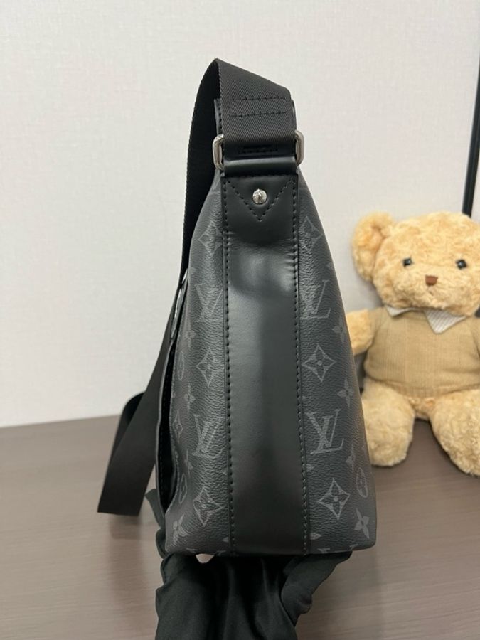 Louis Vuitton 路易威登 黑花大號奧德賽郵差包 底長35-4