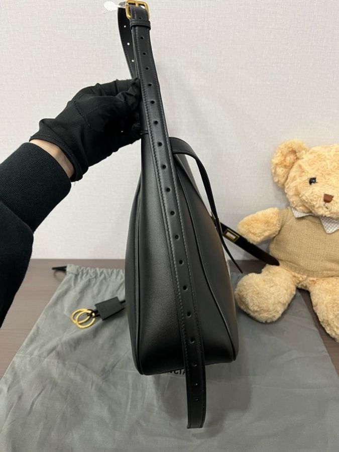 Balenciaga 巴黎世家 肩背包  黑金 28*28-3