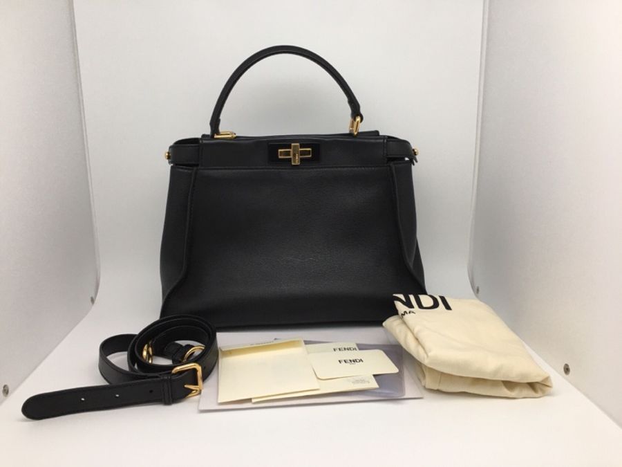 芬迪/Fendi  peekaboo中號 黑色光面牛皮金扣 手提單肩用兩包 33*25.5*10-0