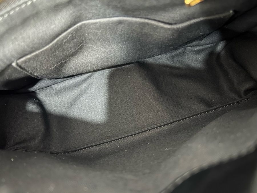 Balenciaga 巴黎世家 黑金Monaco雲朵腋下包 25*18-5