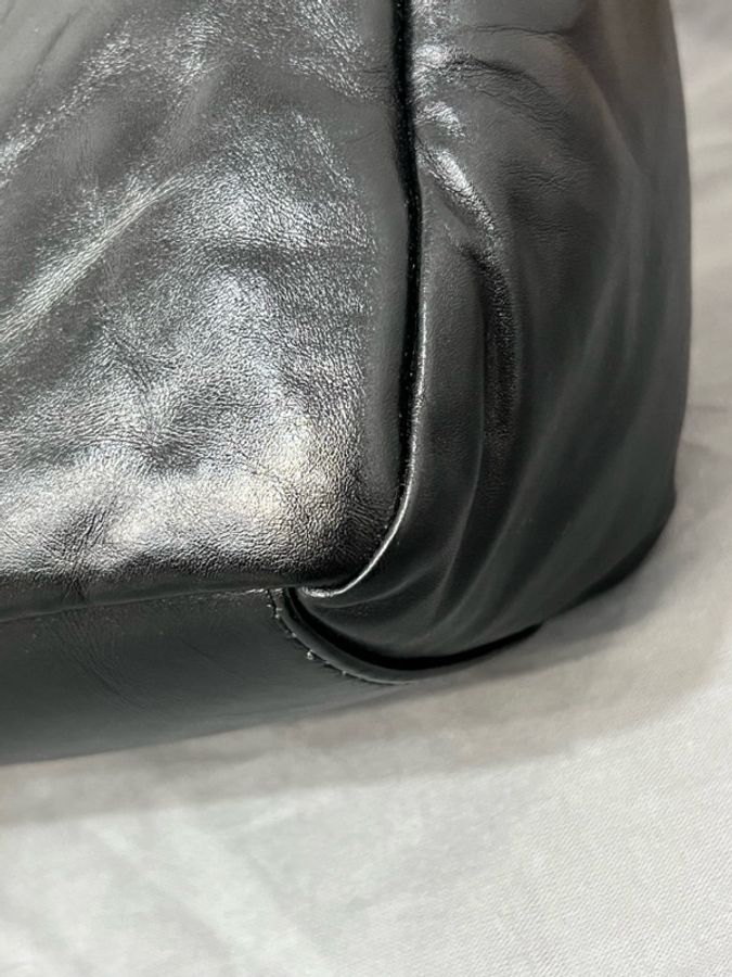 Balenciaga 巴黎世家 黑金Monaco雲朵腋下包 25*18-9