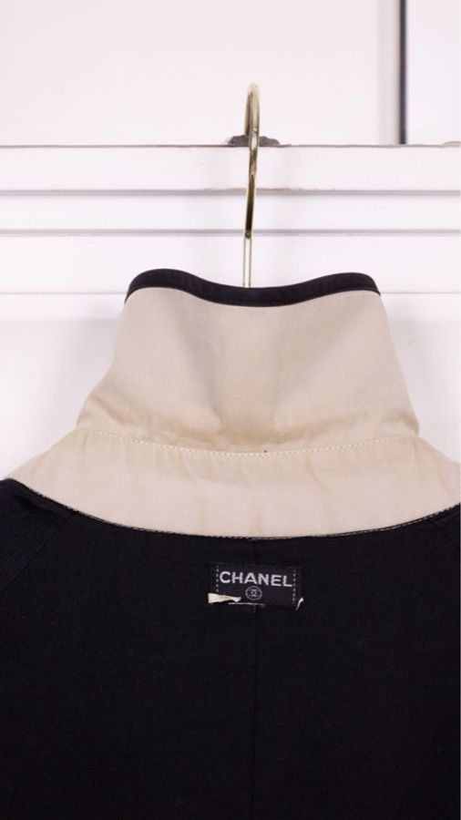 Chanel 96年秀款卡其色黑线滚边双排扣风衣 24/7-31