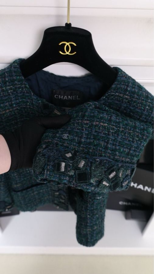 Chanel 12年孔雀绿粗花呢四口袋crop短外套-6