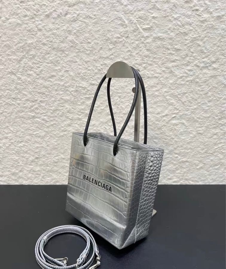 Balenciaga 巴黎世家 銀色鰐魚壓紋托特包 銀色 鰐魚紋-6