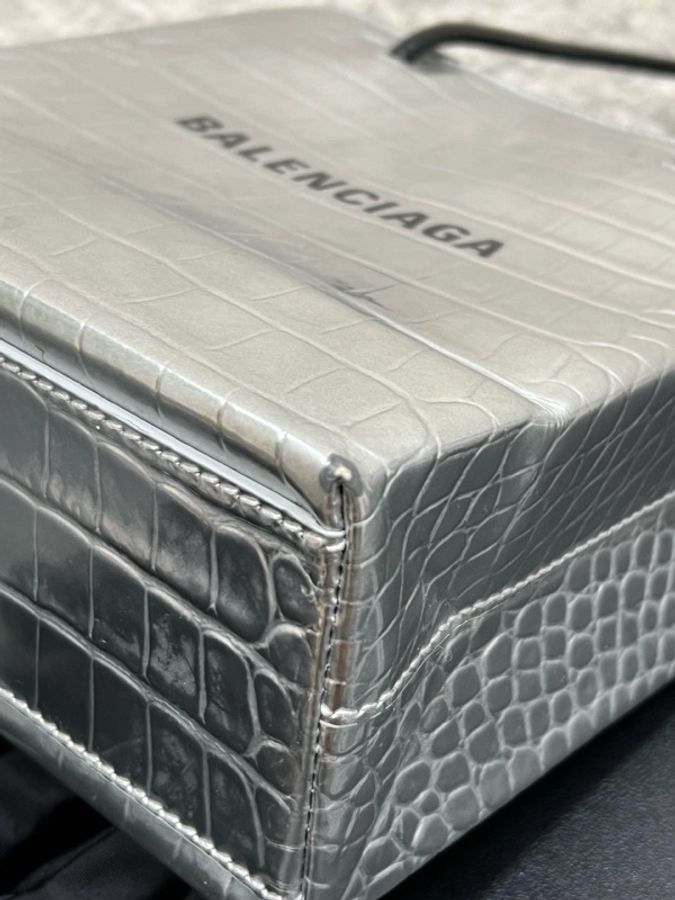 Balenciaga 巴黎世家 銀色鰐魚壓紋托特包 銀色 鰐魚紋-7