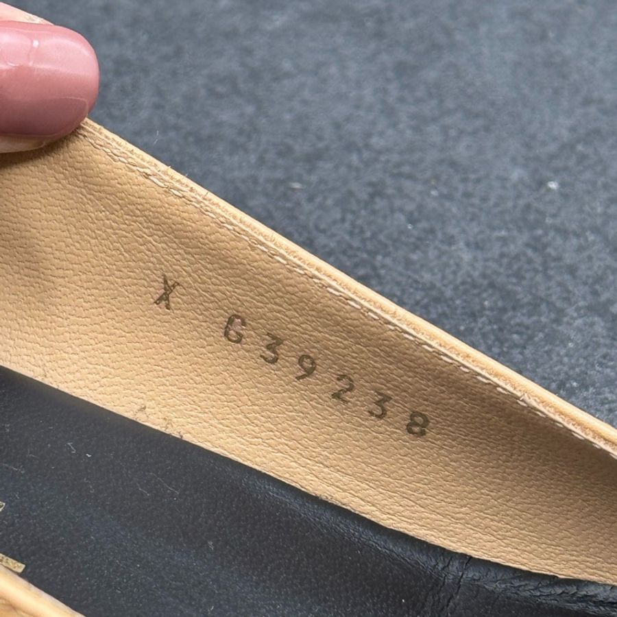 CHANEL香奈兒 22A圓頭珍珠瑪麗珍鞋單鞋 36碼 成色不錯～-5