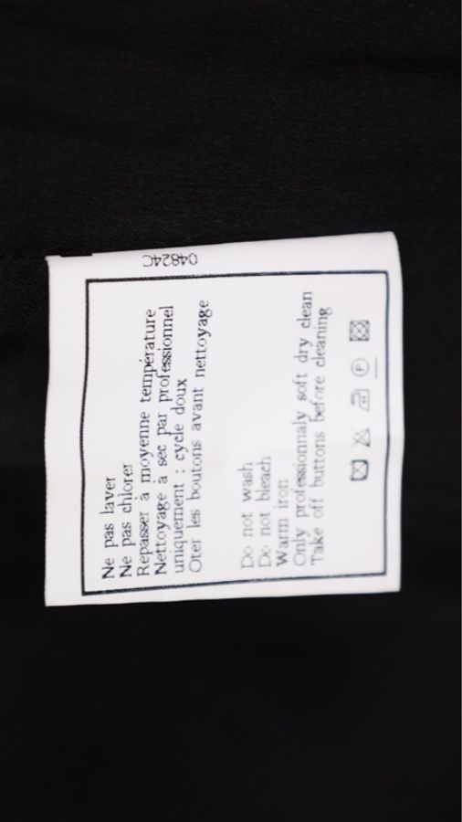 Chanel 96年黑色羊毛琉璃扣四口袋上衣外套-13