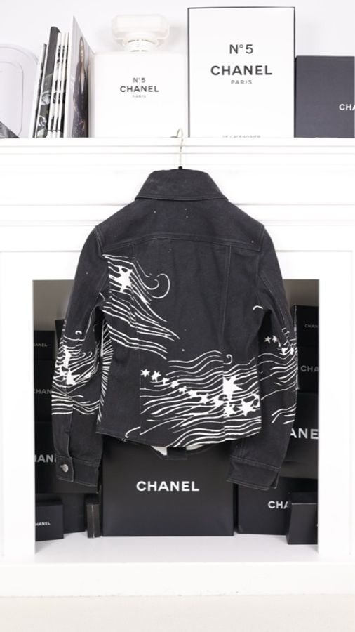 Chanel 22C秀款丹宁牛仔黑白涂鸦牛仔上衣夹克-1