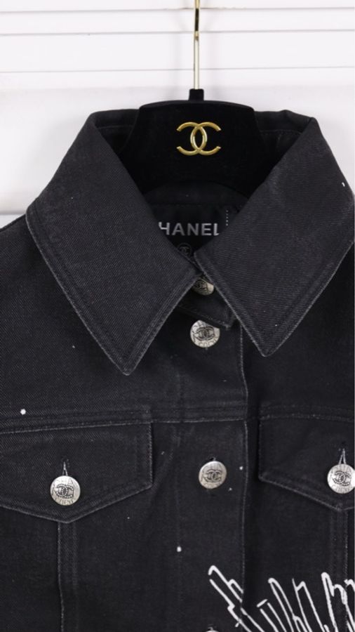 Chanel 22C秀款丹宁牛仔黑白涂鸦牛仔上衣夹克-7