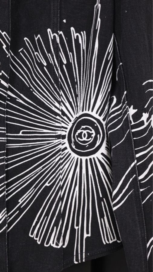 Chanel 22C秀款丹宁牛仔黑白涂鸦牛仔上衣夹克-9