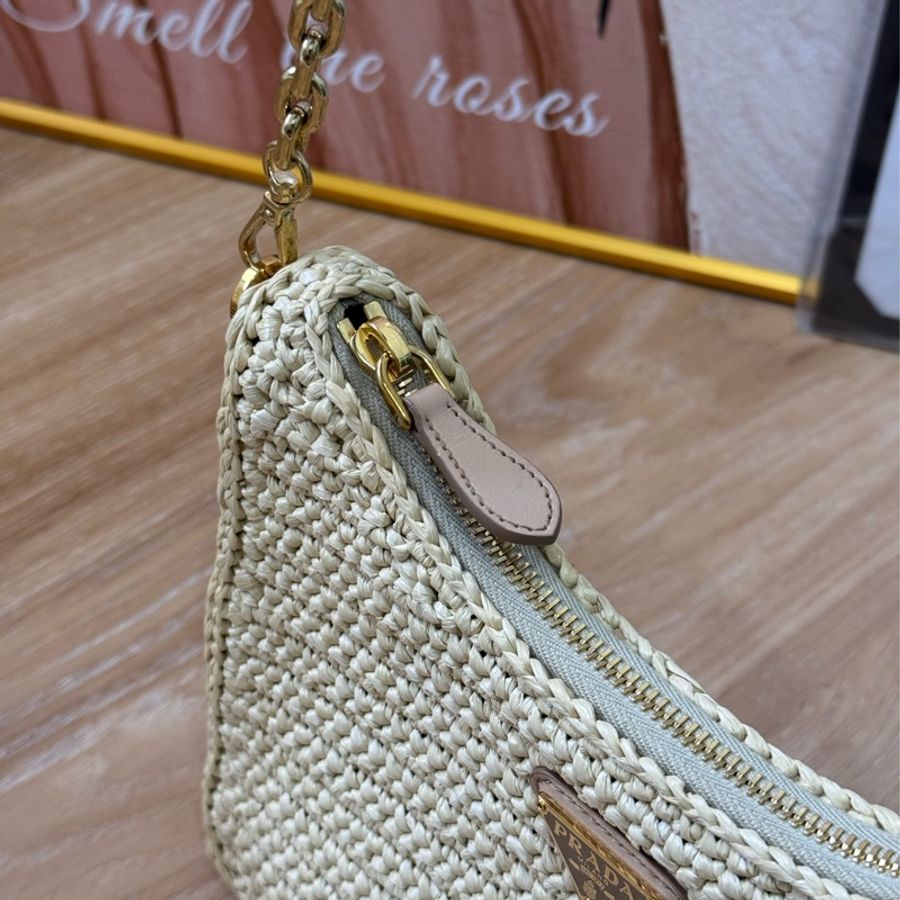 (台灣專櫃購證🇹🇼）Prada Re-edition 三合一 Hobo 草編斜背包-7
