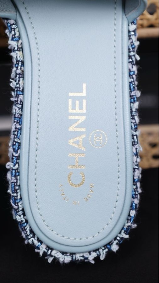 Chanel 20C蓝色粗花呢cc拖鞋-9