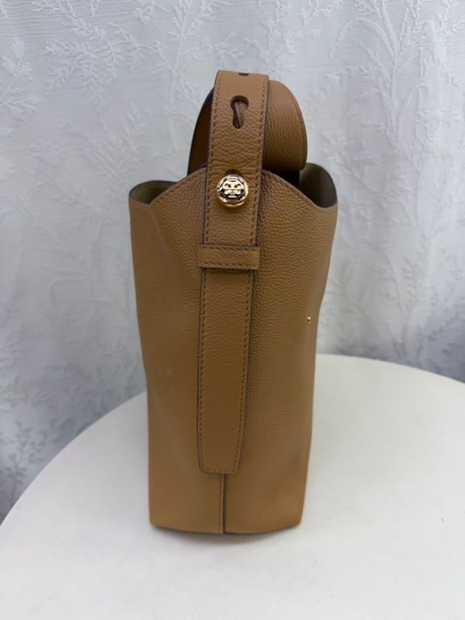 Tory Burch Romy Hobo 包-9