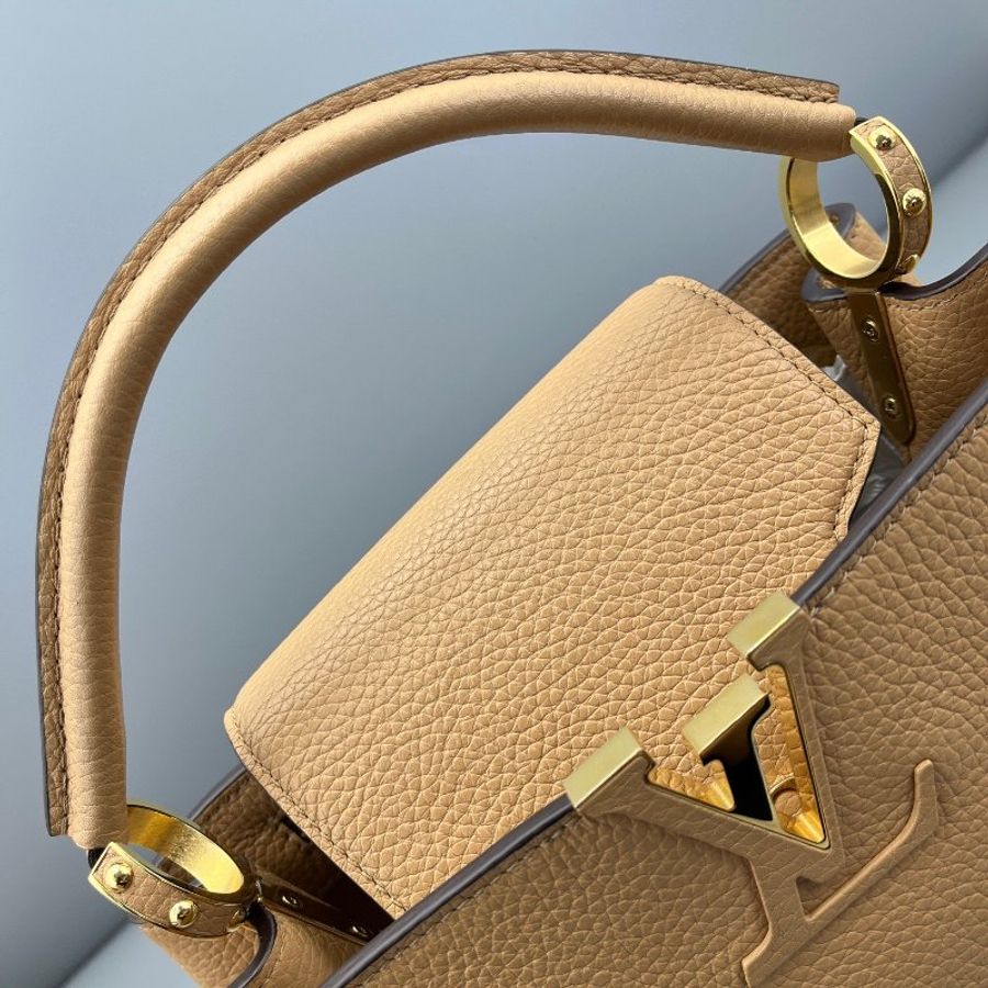 芯片款 路易威登/Louis Vuitton Capucines中號奶茶色 手提包-5