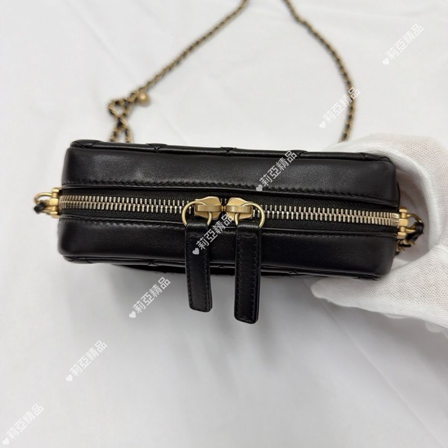 莉亞精品♡ Chanel AS3258 金扣核桃金球相機包 二手美包-3