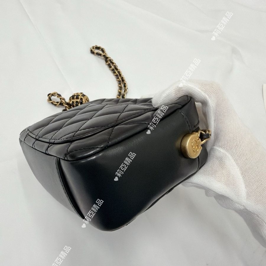 莉亞精品♡ Chanel AS3258 金扣核桃金球相機包 二手美包-6