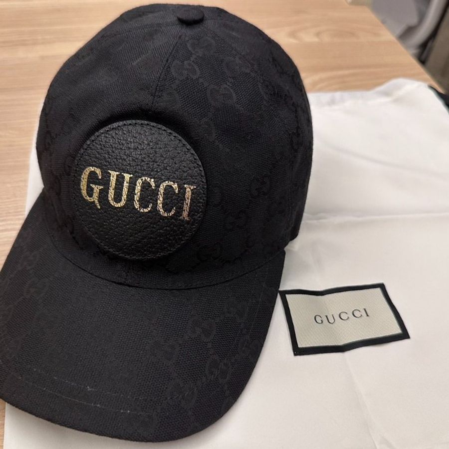 GUCCI 燙金皮標LOGO老花 緹花布 黑色棒球帽 有購買明細-0
