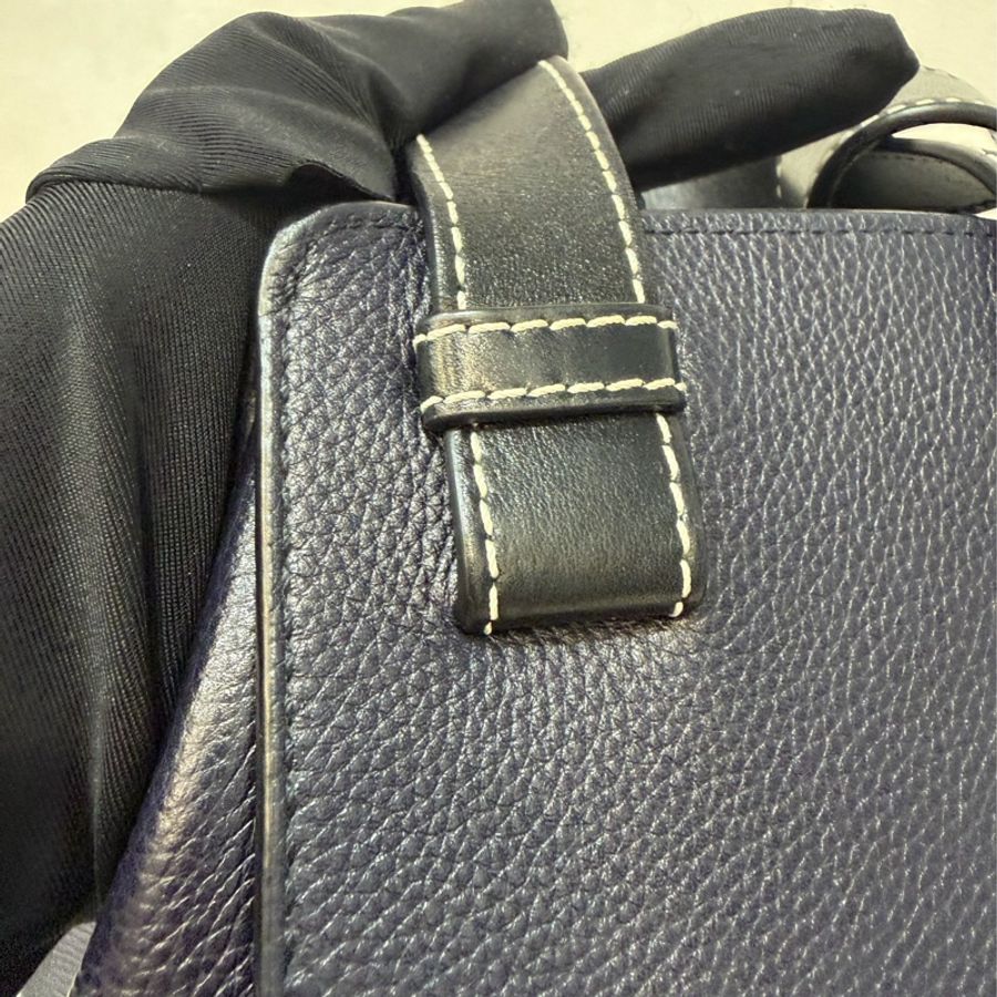 LOEWE A583S35X29 Hammock bag午夜藍皮革金釦吊床包｜ 肩背包 吊床包-28
